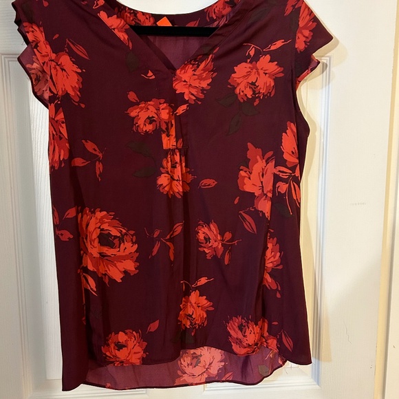 Joe Fresh Size L Red Flowery Flutter Cap Sleeve Blouse - Picture 3 of 3